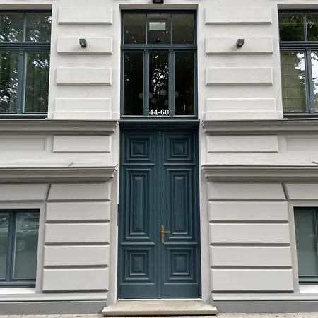 Cozy Place On The Left Bank Апартаменты *