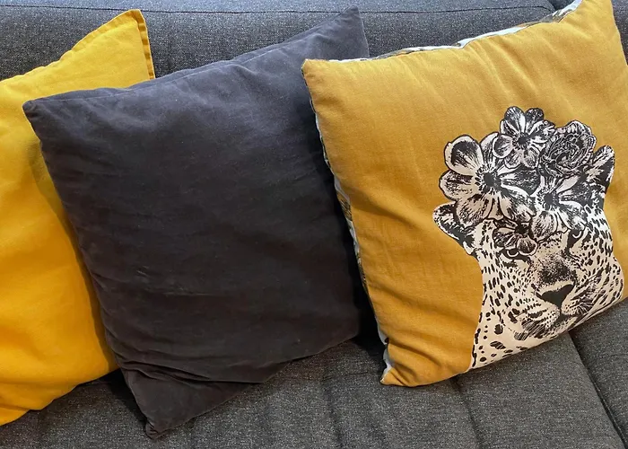 Cozy Place On The Left Bank 公寓 里加